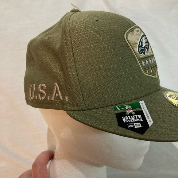 Philadelphia Eagles Salute to Service on field hat! Fitted size 7 1/8, NWT! - Picture 2 of 6